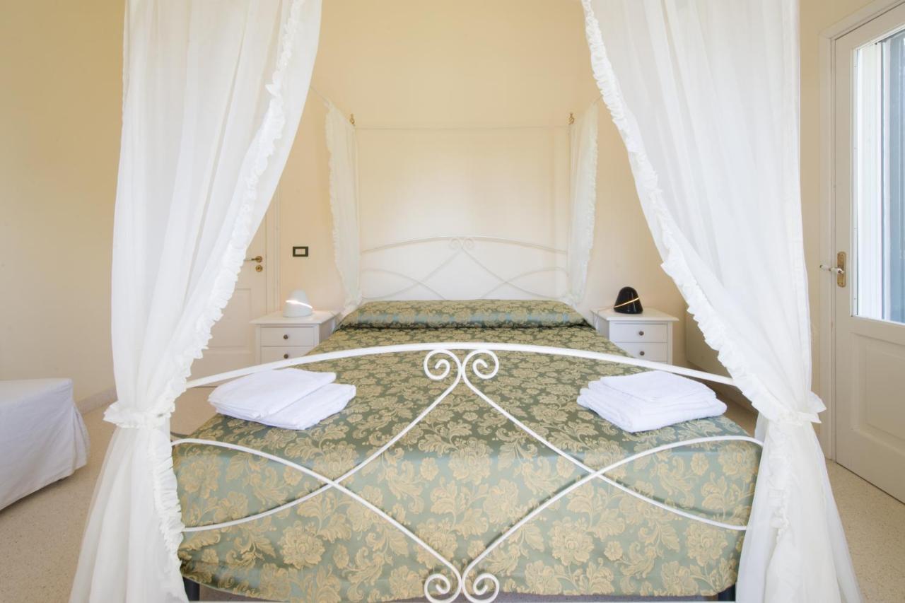 Bed and Breakfast Parco Degli Aranci Кутрофьяно Экстерьер фото