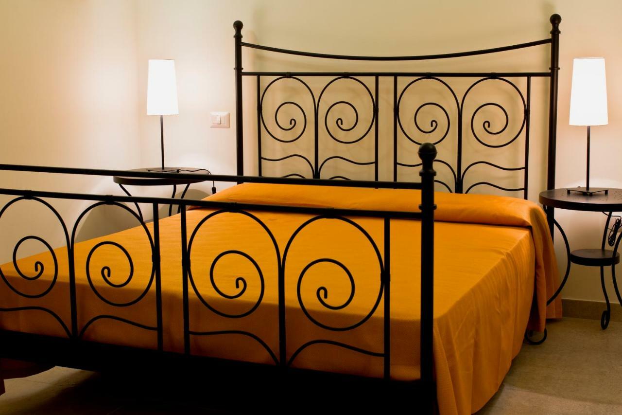 Bed and Breakfast Parco Degli Aranci Кутрофьяно Экстерьер фото